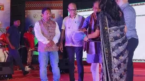 ବଣେଇ: ମାଦ୍ରି କାଲ ଭବନରେ ପ୍ରମେୟ ପକ୍ଷରୁ ନୂଆଁ ଖାଇ ଭେଟ ଘାଟ ସମ୍ମାନ ସମାରୋହ କାର୍ଯ୍ୟକ୍ରମ ମୁଖ୍ୟ ଅତିଥି ଉପ ବାଚସ୍ପତି ଓଡ଼ିଶା ବିଧାନ ସଭା