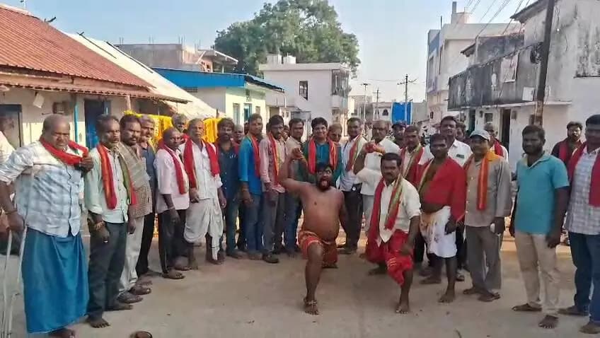 నిజామాబాద్ సౌత్: నిజామాబాద్ జిల్లా డిచ్పల్లిలో ఘనంగా ఊర పండుగ