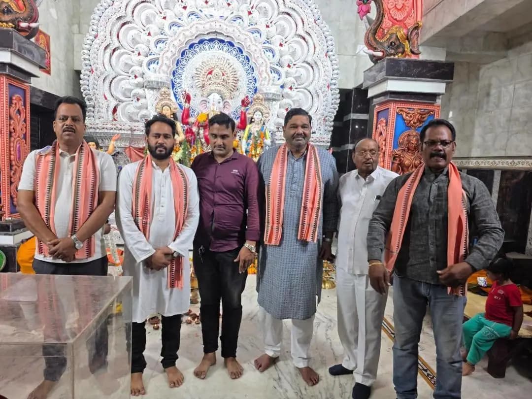 କଟକ ପୌରାଞ୍ଚଳ: କଟକ ବୁଢ଼ା ଗଣେଶଙ୍କ ଦର୍ଶନ କଲେ ସାଂସଦ ଦେବାଶିଷ ସାମନ୍ତରାୟ
