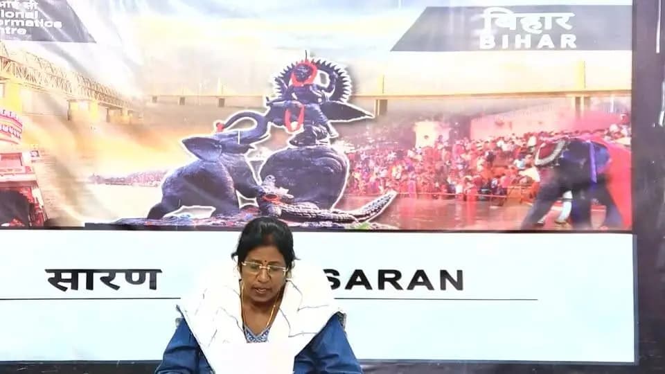 समाज कल्याण विभाग द्वारा आंगनबाड़ी केंद्रों के माध्यम से संचालित विभिन्न योजनाओं / सुविधाओं के बारे में जानकारी देने के लिये श्रीमती किरण शर्मा जिला प्रोग्राम पदाधिकारी, सारण जिला के फेसबुक पेज पर लाइव रहेंगी. इस संदर्भ में जानकारी प्राप्त करने के लिए निर्धारित समय पर नीचे दिये गये लिंक के माध्यम से हमसे लाइव जुड़ें.
दिनांक: 08 अक्टूबर, 26
समय : 04:30 PM
जिला प्रशासन, सारण