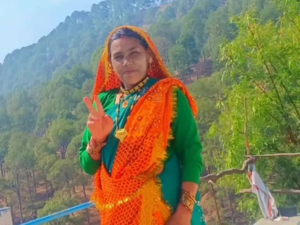 पुल्ला गुमदेश: मटियानी क्षेत्र में 200 मीटर गहरी खाई में गिरने से एक महिला की मौत