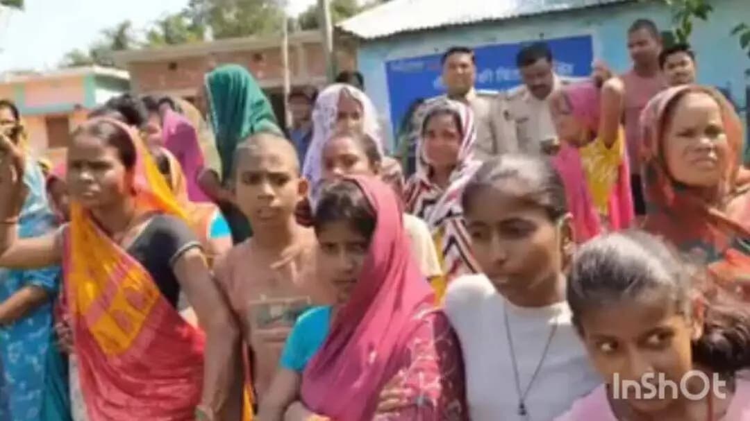 पिपरा: पिपरा के पथरा दक्षिण पंचायत में धान के खेत में अधेड़ का शव मिलने से सनसनी