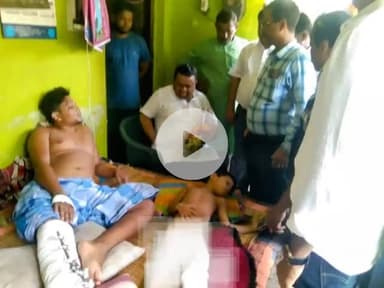 রামনগর ২: পথদুর্ঘটনায় আহত হয়েছিলেন বড় রাংকুয়ায় BJP কর্মী ও তাঁর ছেলে, আহতদের দেখতে গেলেন কাঁথির সাংসদ