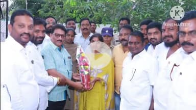 తొర్రూర్: తొర్రూర్లో ఇందిరమ్మ ఇండ్ల ప్రొసీడింగ్ పత్రాలు పంపిణీ చేసిన ఎమ్మెల్యే యశస్విని రెడ్డి
