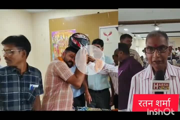 ब्लड डोनर्स ग्रुप एवं टीचर्स एसोसिएशन बरमकेला द्वारा लगाया गया रक्तदान शिविर,रतन शर्मा एवं जनप्रतिनिधि हुए शामिल