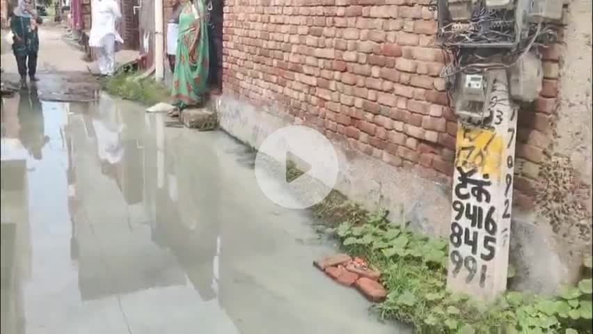 बहादुरगढ़: विकास नगर गली नंबर 12 में गहराई सीवर ओवरफ्लो की समस्या, दुर्गंध से लोगों का बुरा हाल#jansmsaya