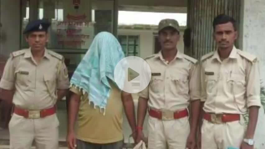 पत्थलगड्डा: पत्थलगड़ा पुलिस ने एनडीपीएस मामले में एक साल से फरार आरोपी को किया गिरफ्तार