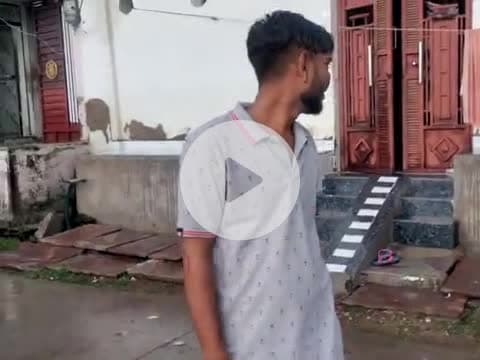 baran shiv colony मैं दे रहा है पानी ऐसे ही पानी आता रहा तो बहुत खराब हालत हो जाएगी बाहर आएगा#बारां