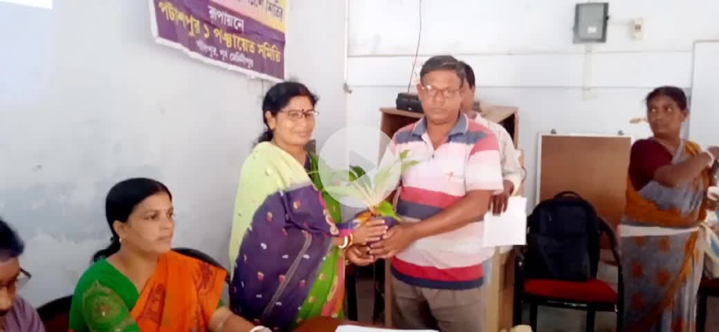 পটাশপুর ১: এক দিবসীয় কৃষক প্রশিক্ষণ শিবির এবং উন্নত বর্ষাকালীন পেঁয়াজ বীজ বিতরণ