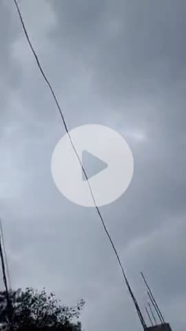लखनऊ में फिर हुआ मौसम ख़राब...
लखनऊ में रुक रुक हो रही बारिश से लोगो को काफी दिक्कत हो रही है
#सार्वजनिक समाचार