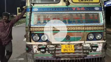 పుల్కల్: అంతరాష్ట్ర పిడీఎస్ బియ్య మూట ను పట్టుకున్న స్పెషల్ బ్రాంచ్ అధికారులు