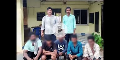 పామర్రు: కంచడం డొంక రోడ్డులో జూదరుల అరెస్ట్