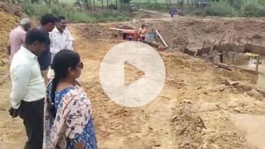 ஆலத்தூர்: மருதையாற்றின் குறுக்கே ரூ 10.9 கோடி மதிப்பீட்டில் 2 உயர்மட்ட பாலம் கட்டும் பணி, கலெக்டர் ஆய்வு