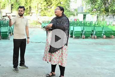 రాజమండ్రి సిటీ: రాజమండ్రిలో ప్రతి దుకాణం వద్ద డస్ట్ మీద తప్పనిసరిగా ఏర్పాటు చేసుకోవాలి: కమిషనర్ రాహుల్ మీనా ఆదేశాలు