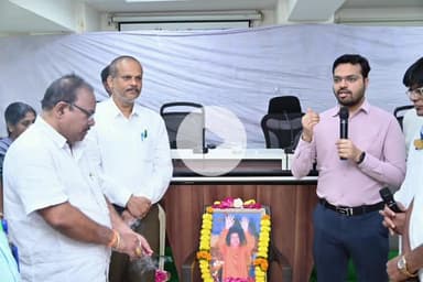 రాజమండ్రి సిటీ: భగవాన్ శ్రీ సత్య సాయి బాబా సేవ తత్వం మనకందరికీ మార్గదర్శకం : రాజమండ్రి నగరపాల సంస్థ కమిషనర్ రాహుల్ మీనా నివాళులు