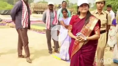 శాయంపేట: పత్తిపాక లో ధాన్యం కొనుగోలు కేంద్రాన్ని పరిశీలించిన జిల్లా కలెక్టర్,అసౌకర్యాలపై అధికారులకు నిర్వాహకులకు క్లాస్