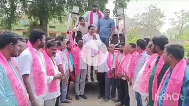 ఐనవోలు: ఐనవోలు మండల కేంద్రంలోని కాంగ్రెస్ పార్టీ సీనియర్ నాయకులు, మాజీ మంత్రి దయాకర్ రావు సమక్షంలో బి ఆర్ఎస్ పార్టీలో చేరిక