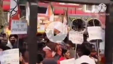 সোনামুখী: বেহাল রাস্তা, পঞ্চায়েত সমিতির অর্থ তছরুপ সহ বিভিন্ন দাবি নিয়ে বিধায়ক উপস্থিতিত সোনামুখী ব্লকে গণডেপুটেশন দেওয়া হল