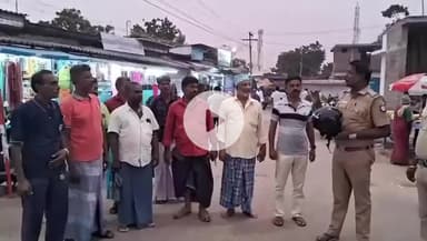 கீழக்கரை: ஏர்வாடி தர்கா அலங்கார வாசல் முன்பு போலீசார் பொதுமக்களுக்கு ஹெல்மெட் அணிந்து செல்வது குறித்தான விழிப்புணர்வு ஏற்படுத்தினர்