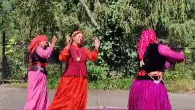 CBC Shimla organized a cultural event focused on #Poshan at Kahla Village, Kandaghat (#Solan), to raise awareness about the impact of nutrition through cultural performances. During the event, mothers of healthy babies were honored.@pibwcd
