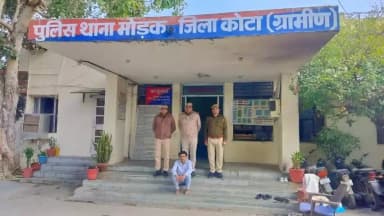 पुलिस मुख्यालय द्वारा चलाए जा रहे #अभियान के दौरान कोटा ग्रामीण पुलिस की #बड़ी_कार्यवाही
थाना मोड़क ने 12 महीने से #फरार 5000 रूपये के 01 #ईनामी_अपराधी को #गिरफ्तार करने में सफलता हासिल की