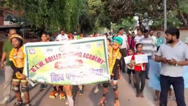 बरेका में विश्व पर्यावरण दिवस के अवसर पर उत्सव एवं जश्न का माहौल !
विभिन्न प्रकार के कार्यक्रम प्रारम्भ..
बच्चों ने निकाली पर्यावरण जागरूकता रैली।
#WorldEnvironmentDay2025
@railminindia