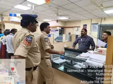 నూతనకల్ పోలీస్ స్టేషన్ పరిధిలో మండల కేంద్రంలో ఉన్న బ్యాంకులలో భద్రత పర్యవేక్షణ చేసిన నూతనకల్