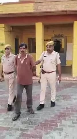 जिला पुलिस अधीक्षक जैसलमेर अभिषेक शिवहरे के निर्देशन में, जिला विशेष टीम की मादक पदार्थ तस्करों के खिलाफ कार्यवाही, पुलिस थाना कोतवाली जैसलमेर द्वारा अवैध मादक पदार्थ 05 किलो 405 ग्राम डोडा पोस्त जब्त कर मुल्जिम को किया गिरफ्तार