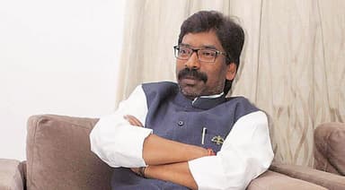 यह देश के लोकतंत्र के लिए चिंता का विषय है: मानहानि केस में राहुल गांधी को सज़ा मिलने पर हेमंत सोरेन #मानहानि #राजनीति